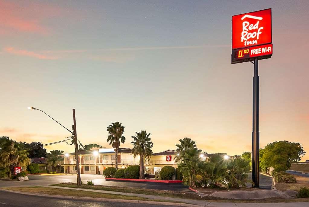 Motel Red Roof San Antonio E - Frost Bank Center Exterior foto